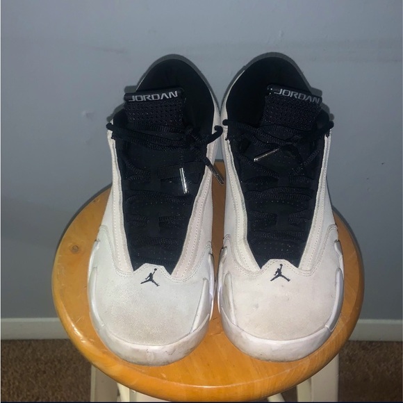 Air Jordan 14 Retro 'Desert Sand' Size 9.5 Men’s - Picture 1 of 3